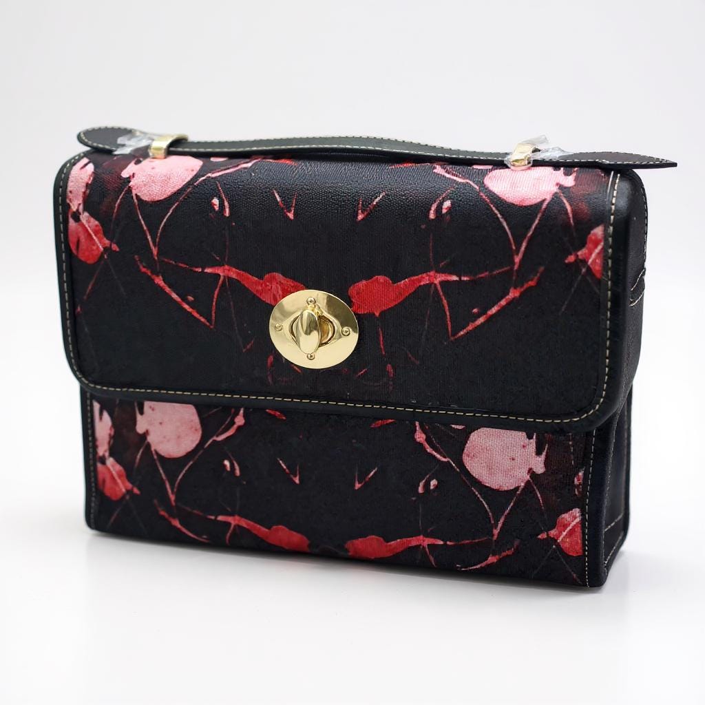 Bold Abstract Floral Purse – Eye-Catching Casual Handbag