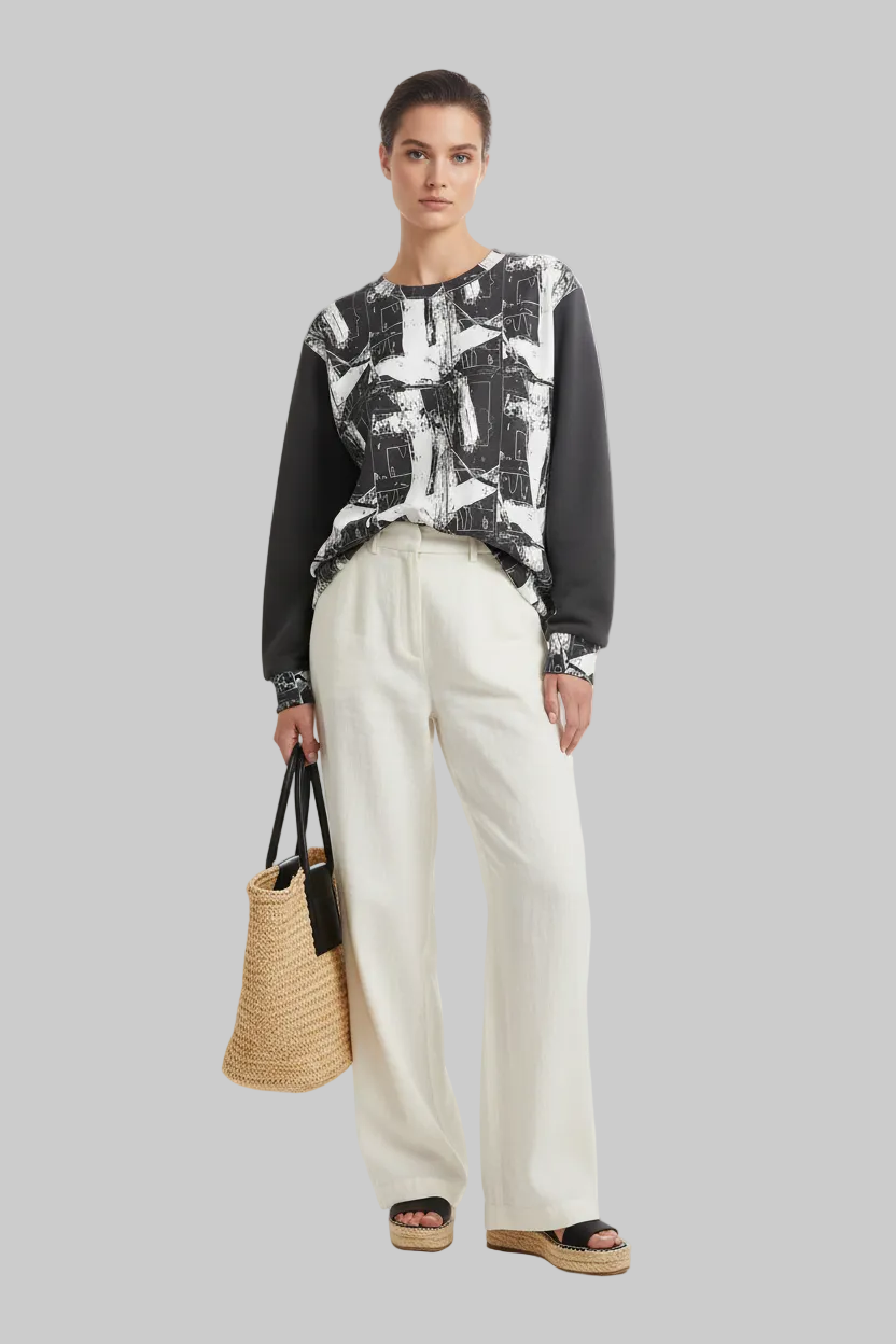 Bold-Line Casual Sweatshirt — Small Cuff Detail
