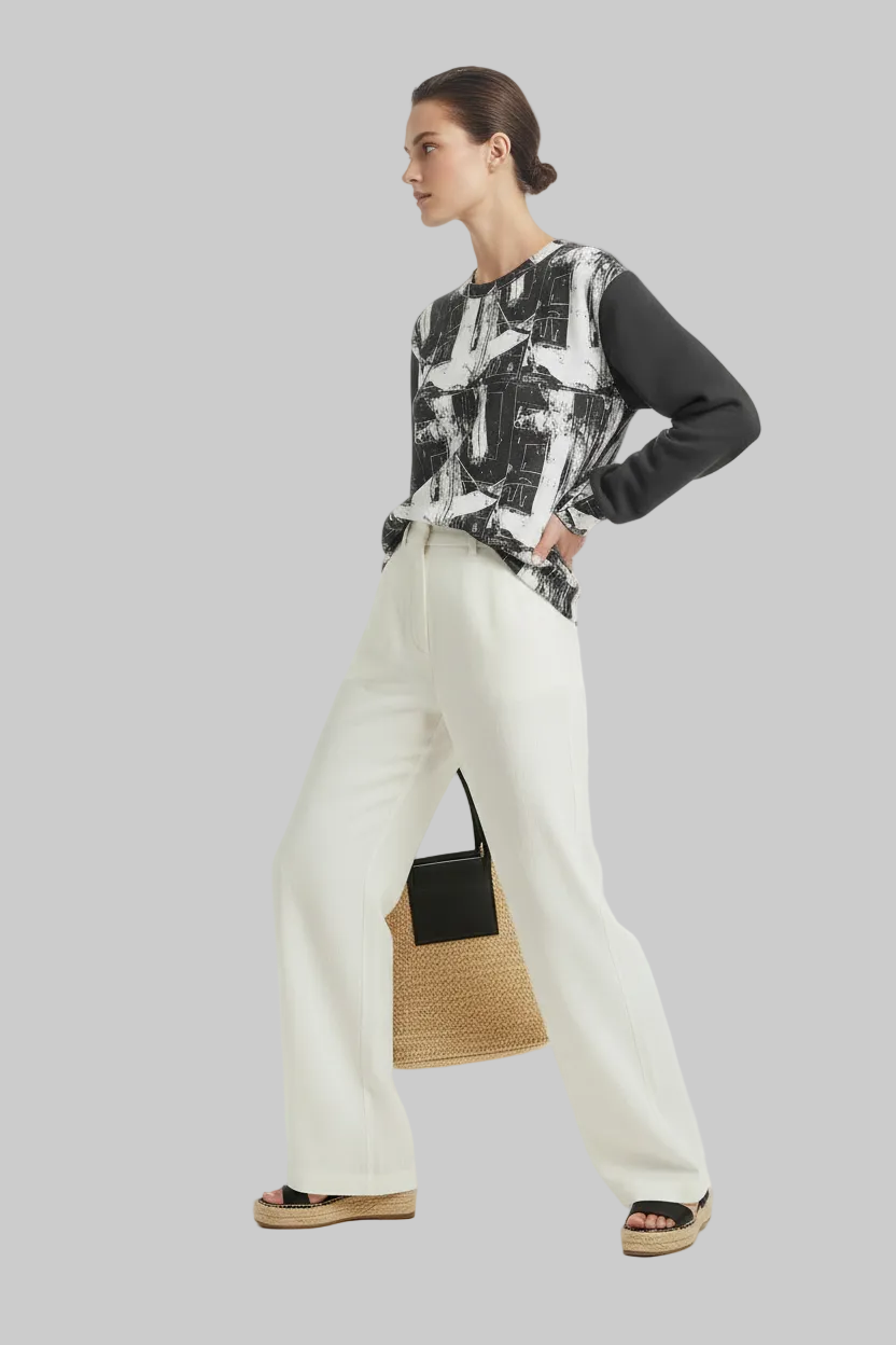 Bold-Line Casual Sweatshirt — Small Cuff Detail