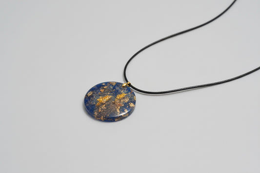 Ocean Aura Hand‑Poured Resin Pendant Necklace – Blue & Gold Swirl