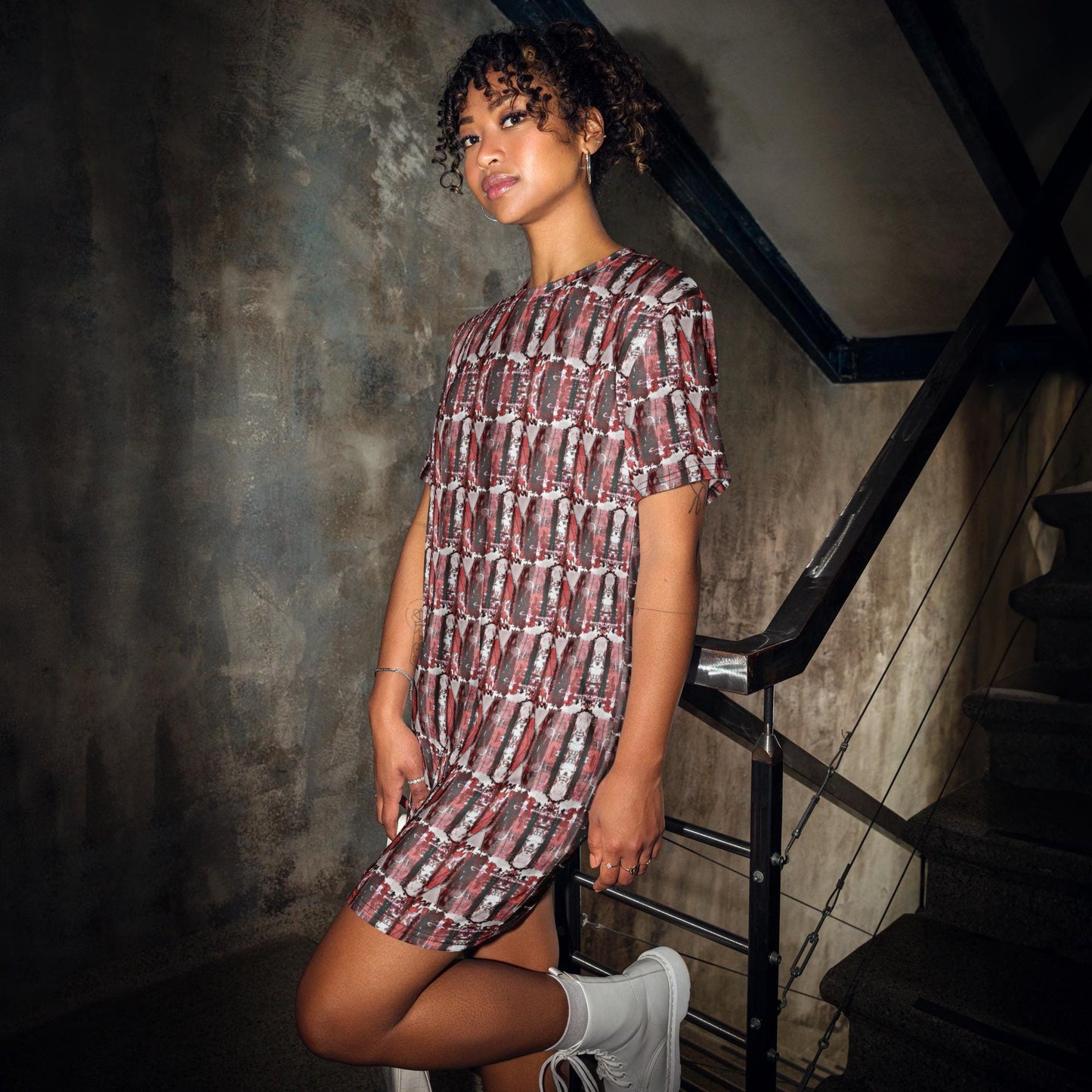 Abstract Red Black Striped T-Shirt Mini Dress: Oversized Drop Shoulder