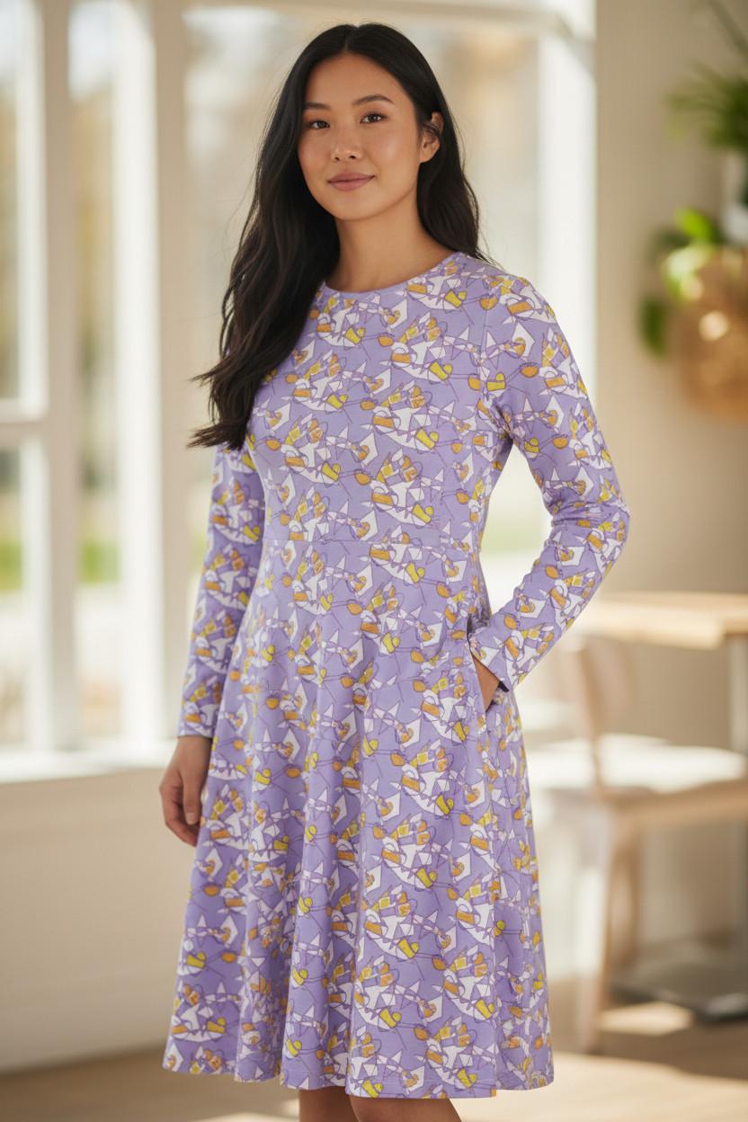 Elegant Lavender Garden Dress for Holidays- midi dress